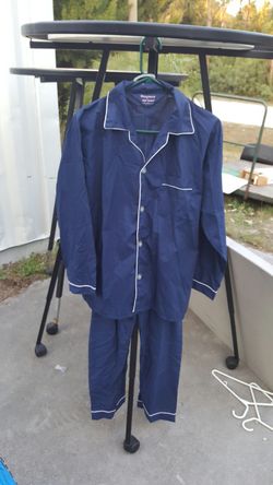 Like New Sleep Wear!