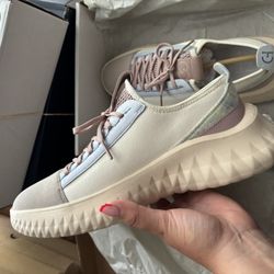 Cole Hand Shoes For Women 