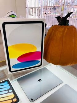 iPad 10th Gen 64gb