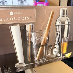 Cocktail Shaker Set