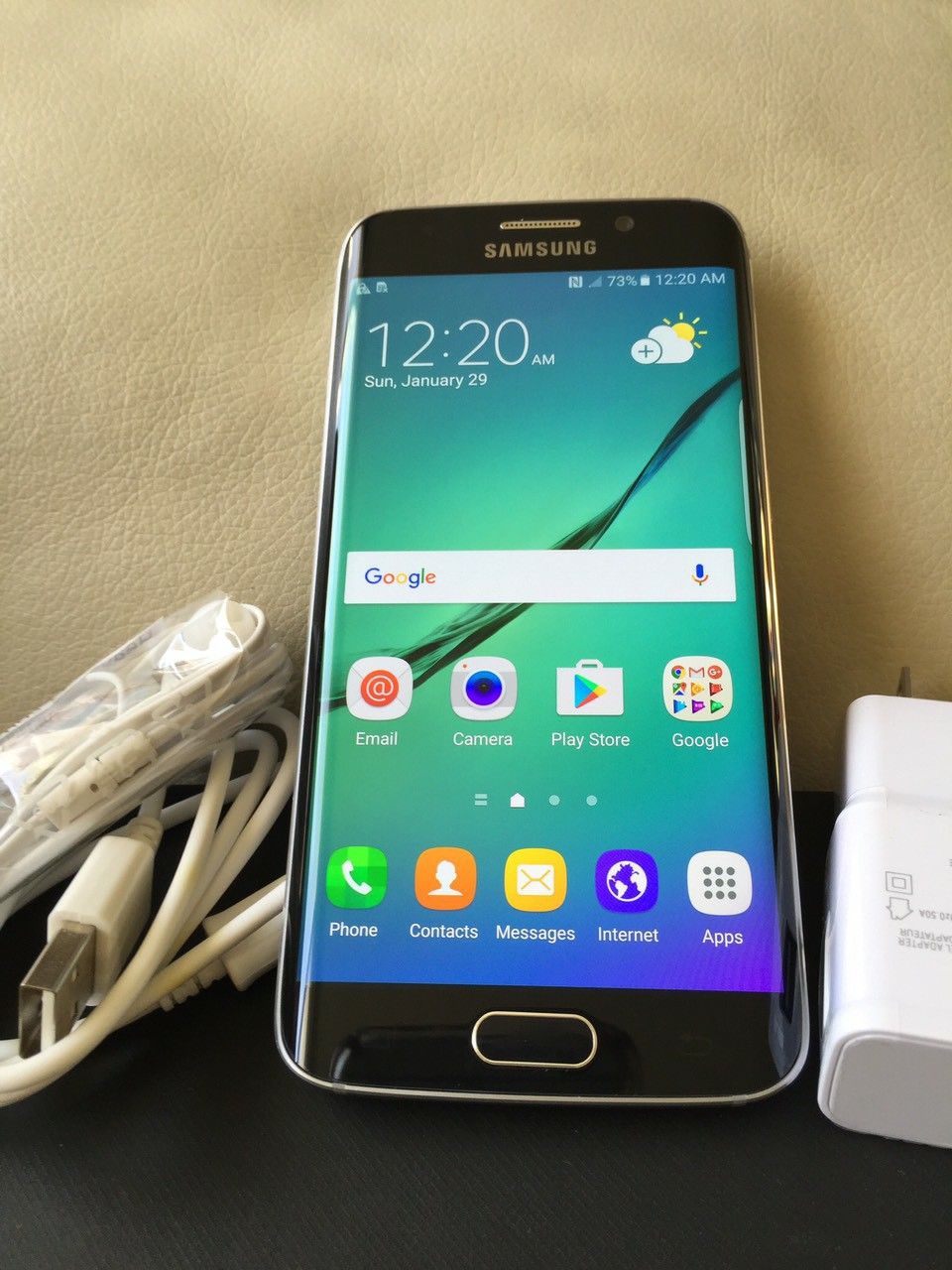 Samsung Galaxy S6 EDGE - just like new, factory unlocked, clean IMEI