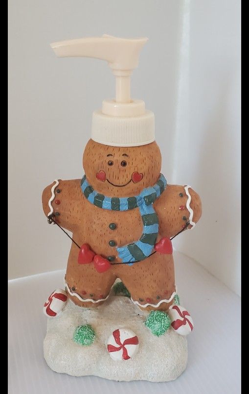 Gingerbread Man Liquid Soap Lotion Dispenser 7” Ceramic Christmas Holiday Decor 
