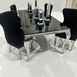Dining Room Set With 4 Chairs