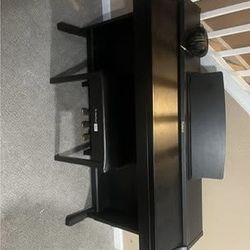 Roland RP400 Piano