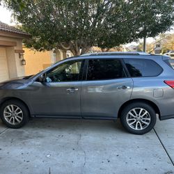 2016 Nissan Pathfinder
