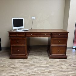 2 Pier 7 Drawer Desk Cherry Color