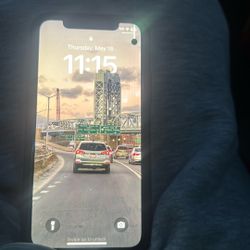 Fully Functional iPhone 11 Pro (READ DESC!)