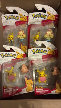 4 Pokémon Battle Figures