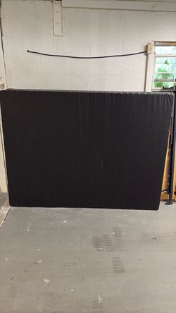 Free box spring queen size