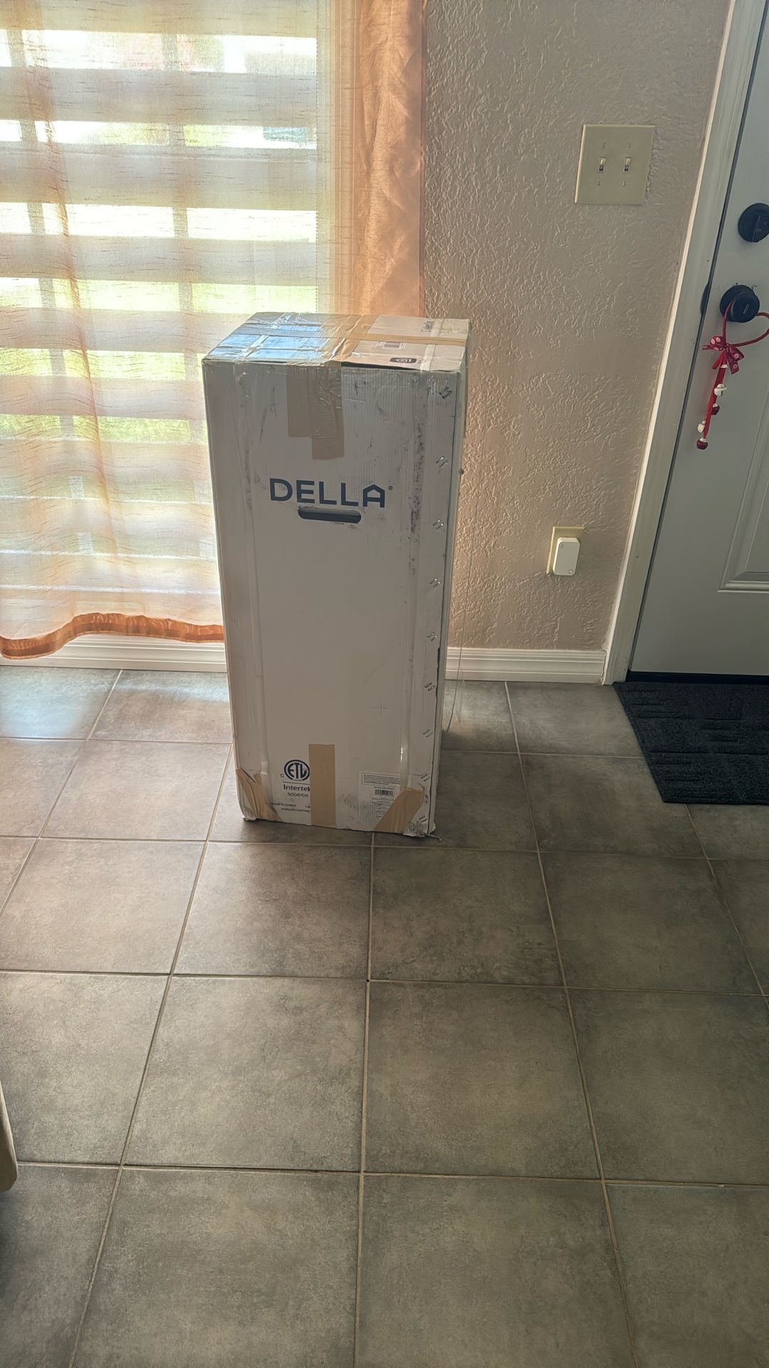 Della 8000 BTU Portable AC