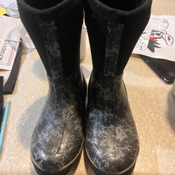 Rain Boots Size 3 