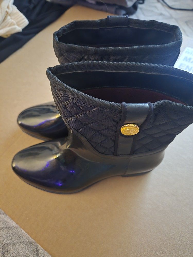 Tommy Hilfiger black rain boots