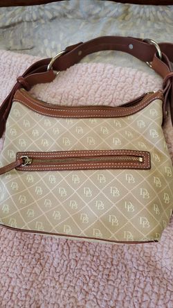 Dooney & Bourke