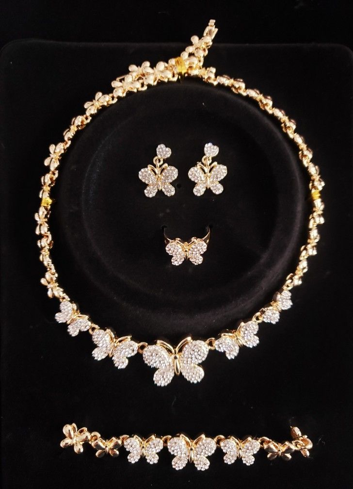 Butterfly 🦋 Earrings, Bracelet, Necklace, & Ring 