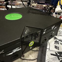 Xbox console loose tested works with power