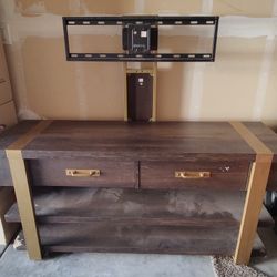 TV Stand w/ swivel Mount