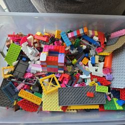 Assorted Legos