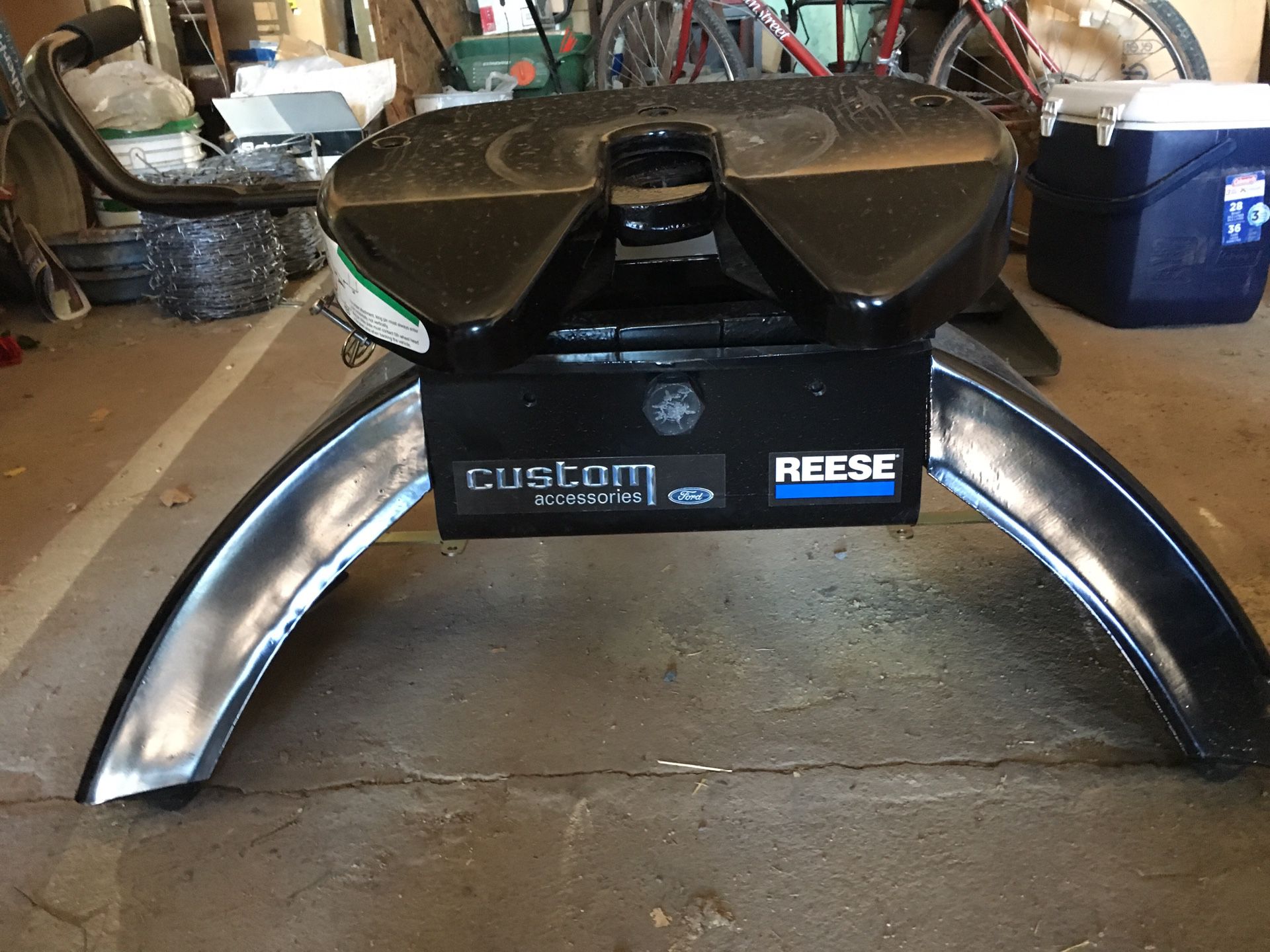 New Reese fifth wheel hitch for Ford Super Duty