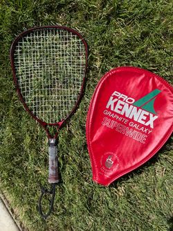 Pro Kennex Graphite racket