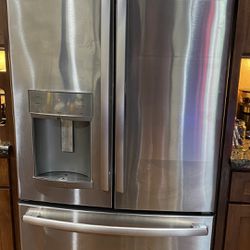 Broken Refrigerator 