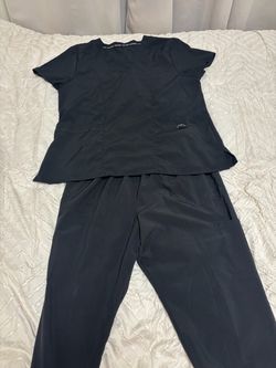 Black scrubs XL