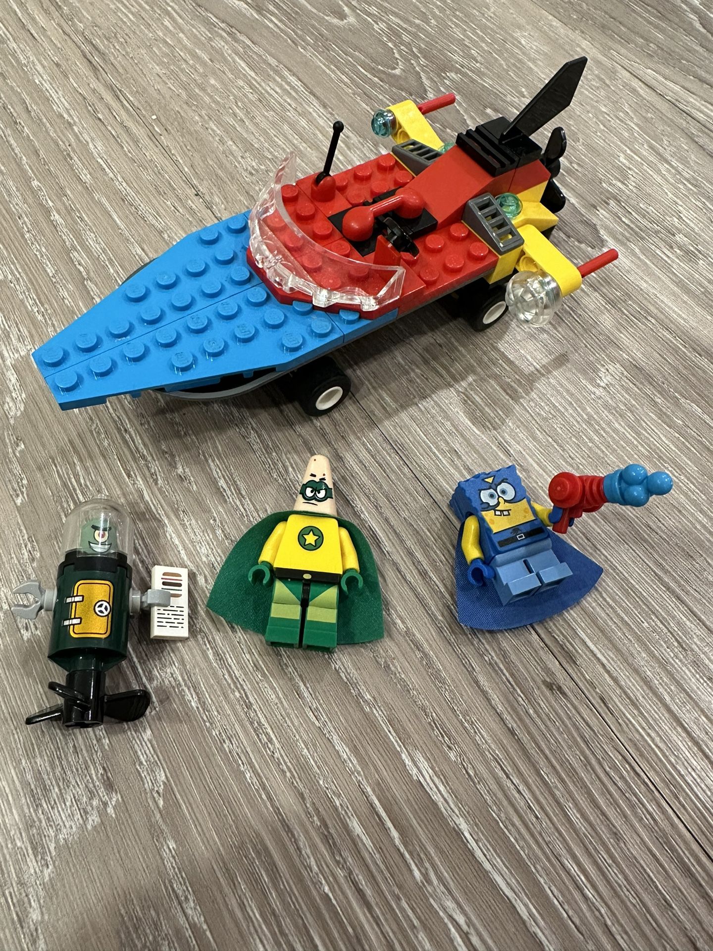 LEGO SpongeBob SquarePants: Heroic Heroes of the Deep 3815 Near Complete