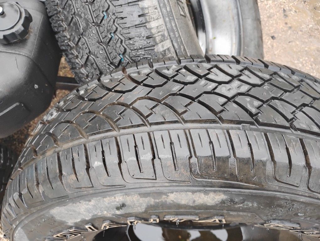 245/70 R16
