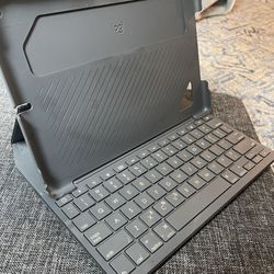 iPad Case With Keyboard 