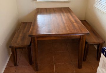 Farmhouse table