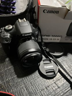 Canon EOS2000D
