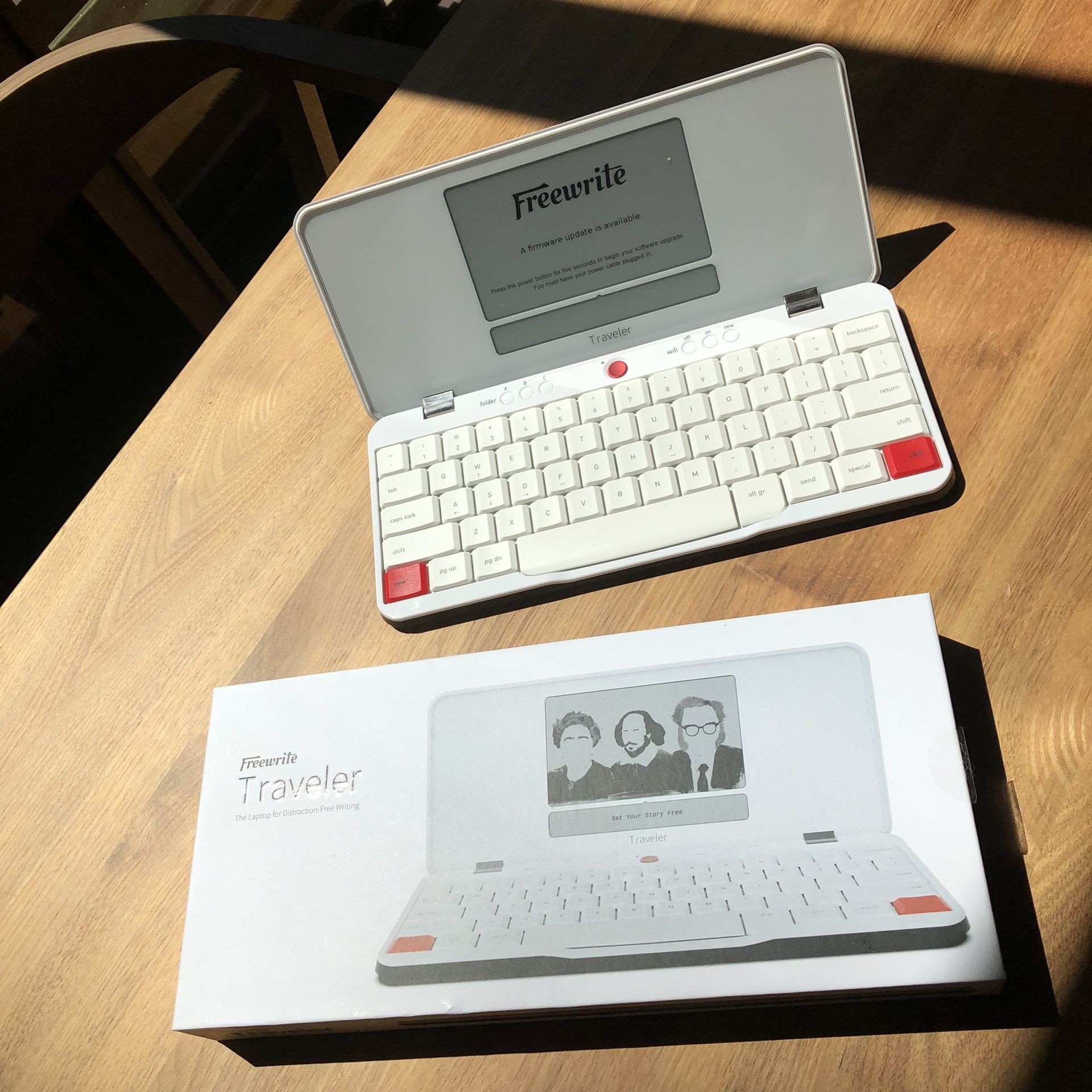 Astrohaus Freewrite Traveler