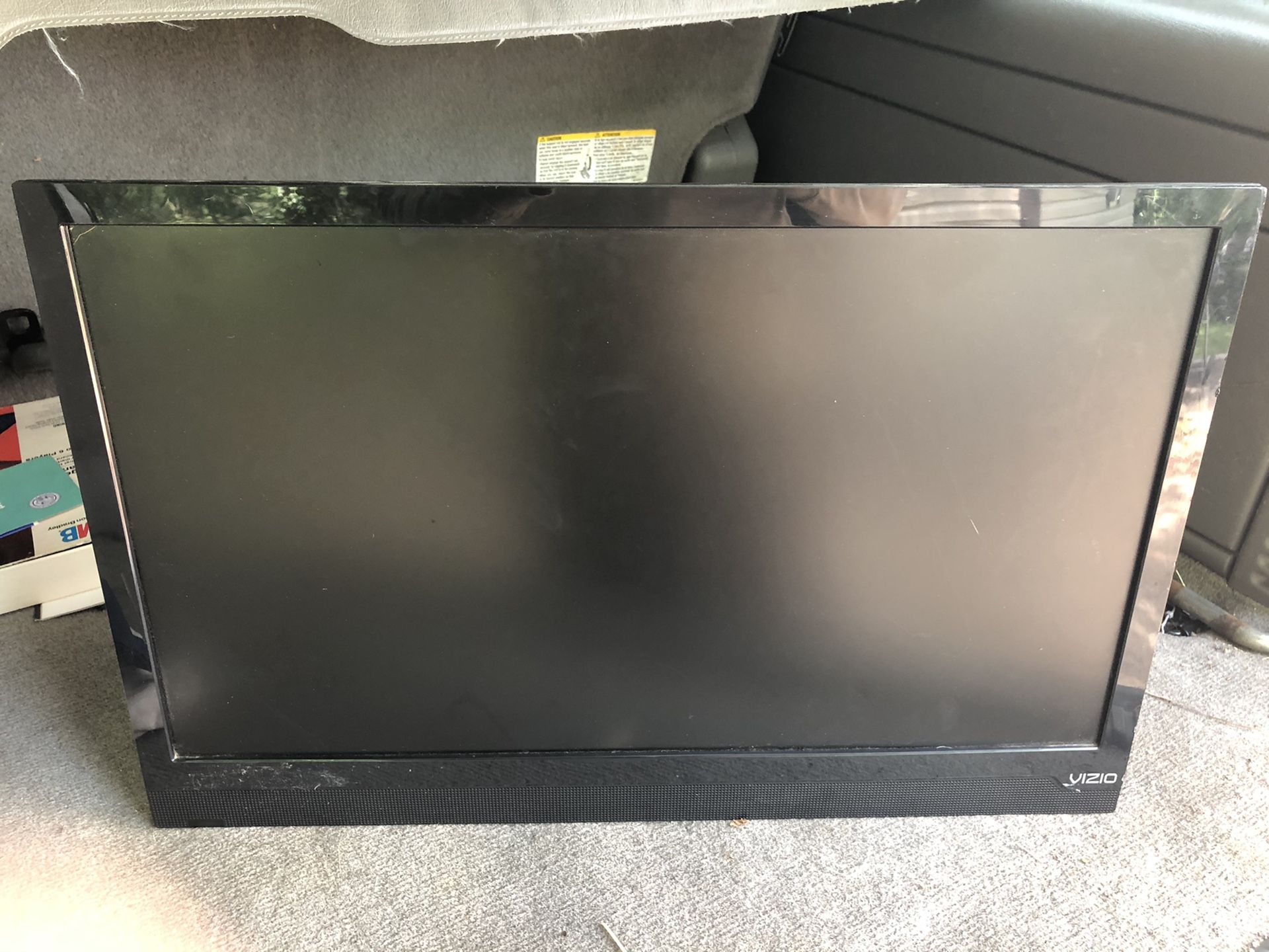 24” vizio tv led