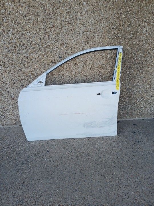 2007-11 Toyota Camry Left Front Door