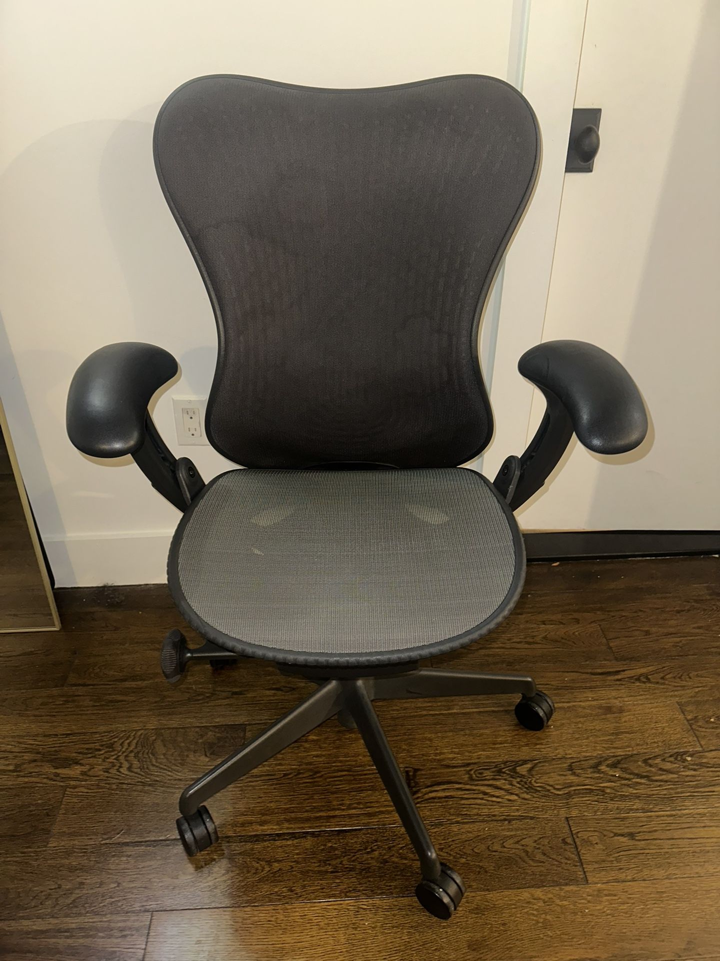 Herman Miller Chair + Free Monitor