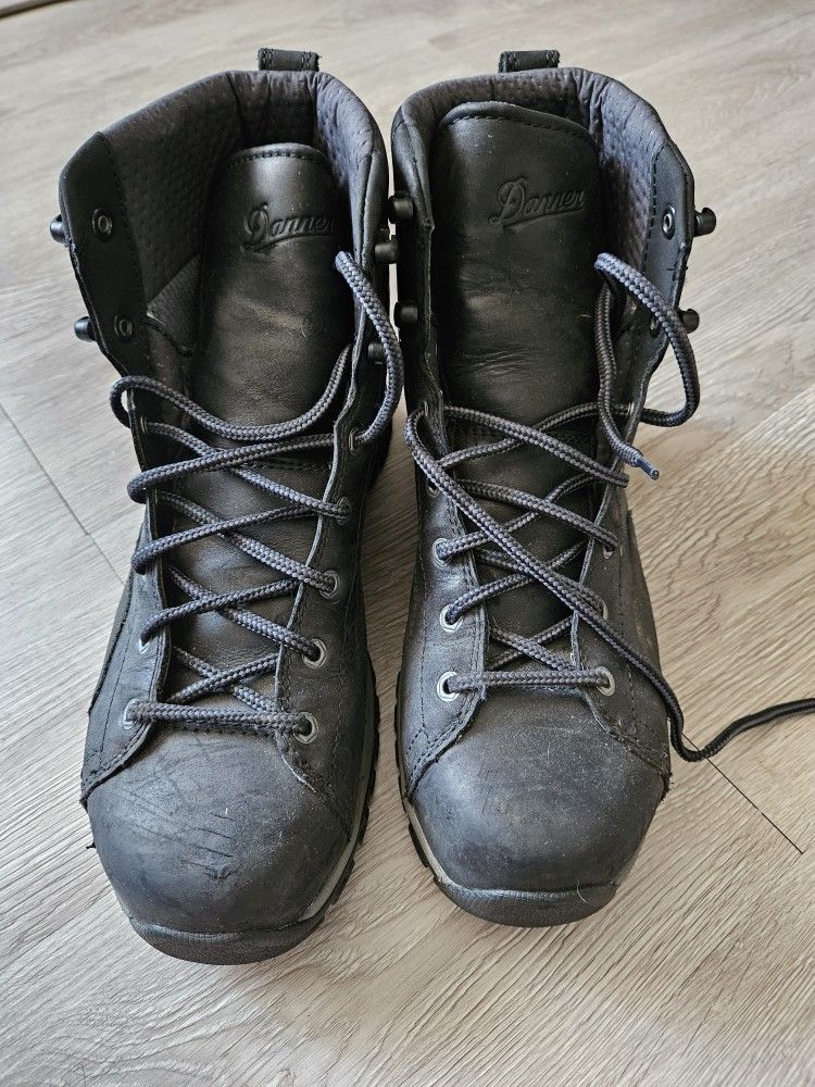 DANNER Womens Work Boots