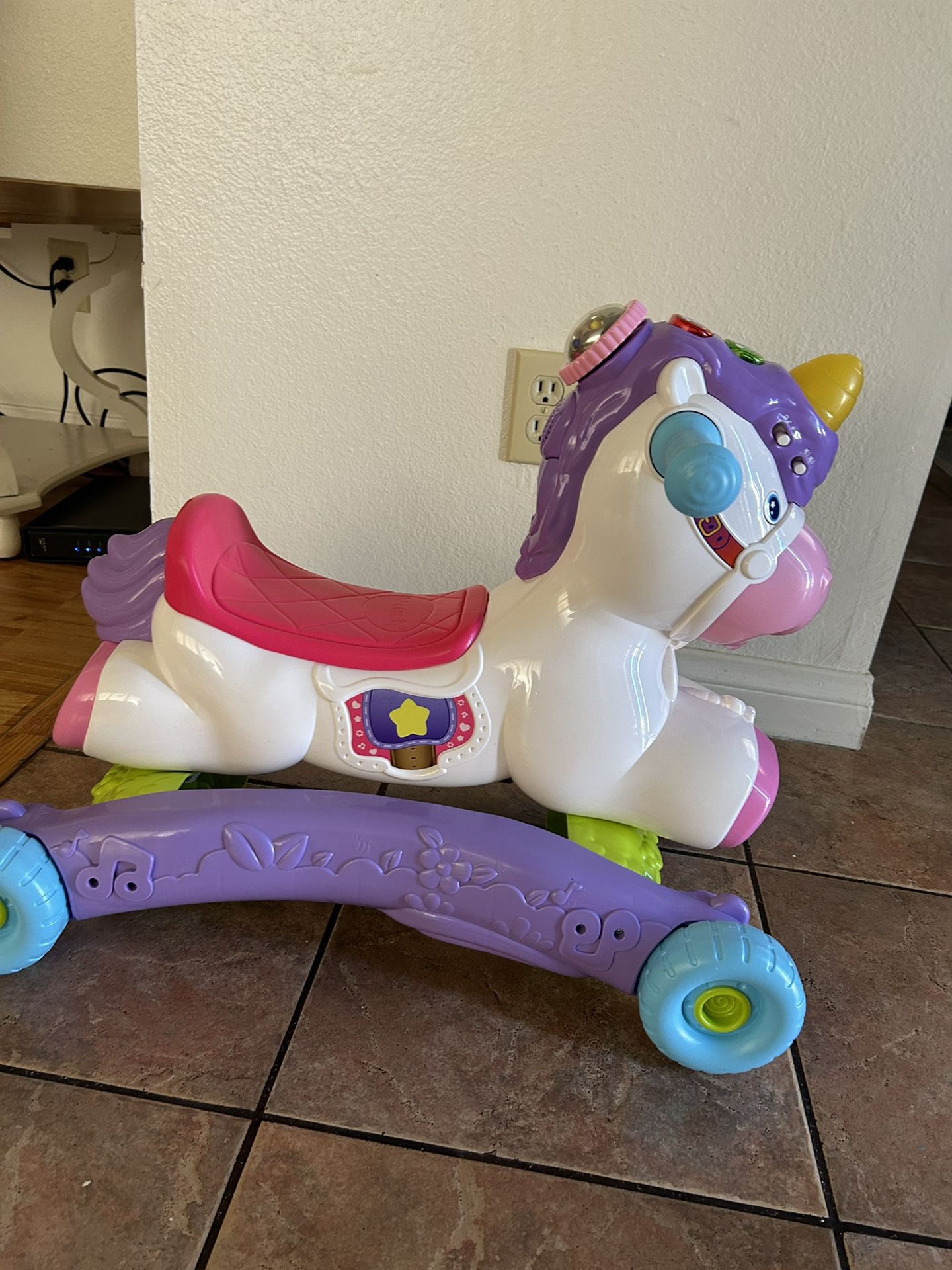 VTech Prance and Rock Learning Unicorn, Multicolor, 12 to 36 Months Pink 