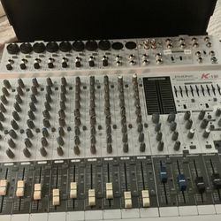 Phonic power pod k-12 deluxe power mixer