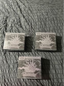 Pokemon TCG Mega Evolution Pitch Black Elite Trainer Box