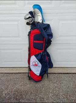 Pebble Beach Bag With Golf Clubs 