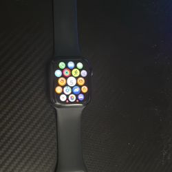 Apple Watch SE Gen 2 46mm