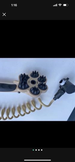 Massage Shower Head For 🐶 Dogs