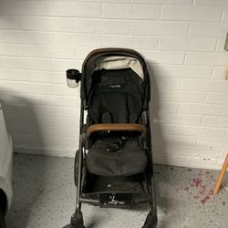 Nuna Mixx™ Next Stroller with Magnetic Buckle