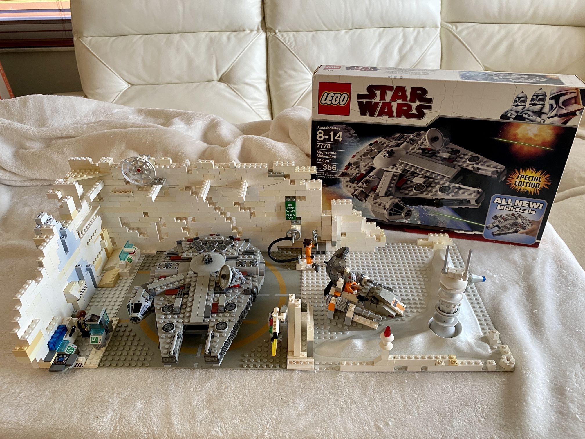 Hangar Lego Millennium Falcon Hoth LEGO Star Wars Midi Millennium