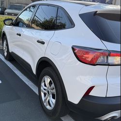 2020 Ford Escape S EcoBoost – Clean Title – Very Clean SUV