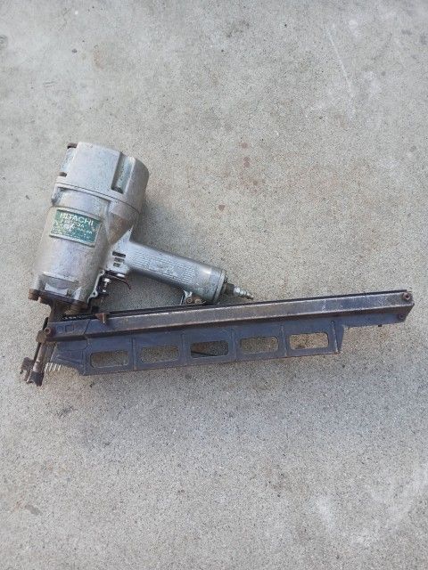 HITACHI JAPAN FRAMING NAIL GUN