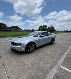 2010 Ford Mustang