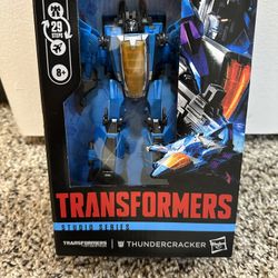 Transformers Studio Thundercracker 