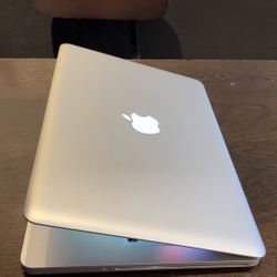 Apple MacBook Pro 13” Core I5 Processor 8GB RAM 500GB HDD DRIVE STORAGE $120