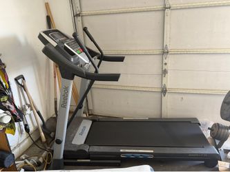Reebok CrossWalk RT 5.0 Folding Treadmill – Works Great