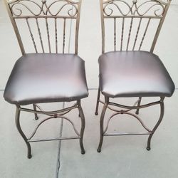 Beautiful Counter Chairs $70